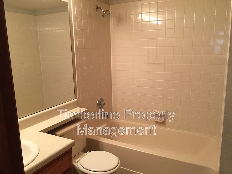 8749 Bellcove Cir — Photo 13