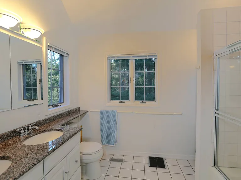17 Timber Ln — Photo 8