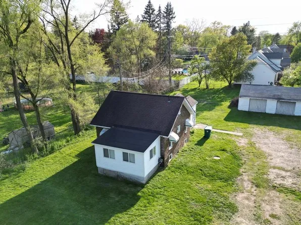 2365 Welch Rd, Commerce Township, MI 48390