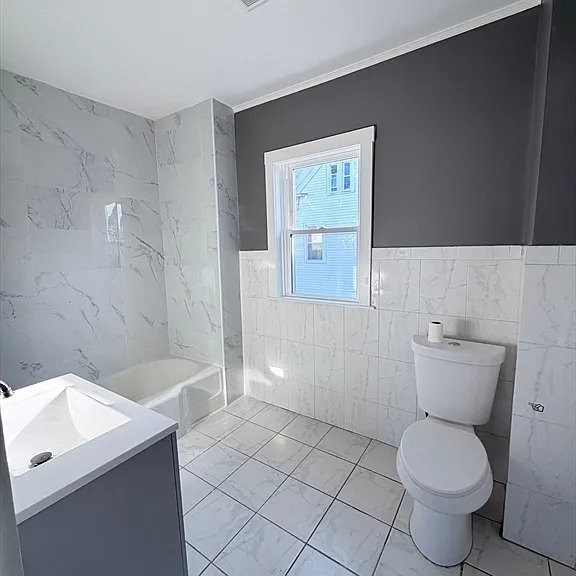 63 Harvard St #2 — Photo 9