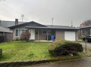 2239 Arthur Dr, Reedsport, OR 97467
