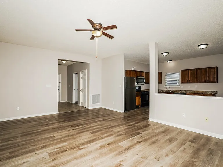 5810 Long Lake Ln — Photo 5