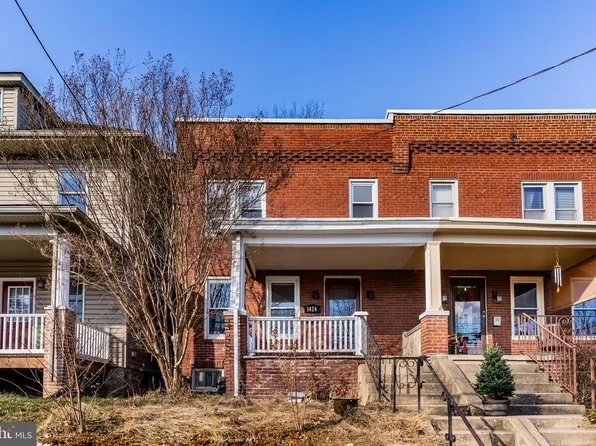 1424 Market St, Camp Hill, PA 17011