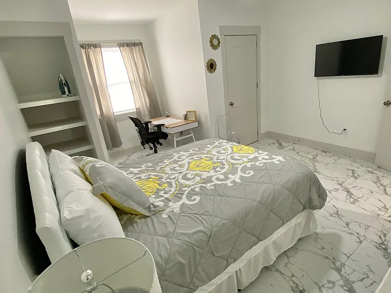 3467 Vine St — Photo 11