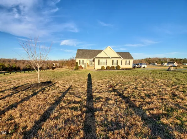 7005 Rock Pointe Pl, Liberty, NC 27298