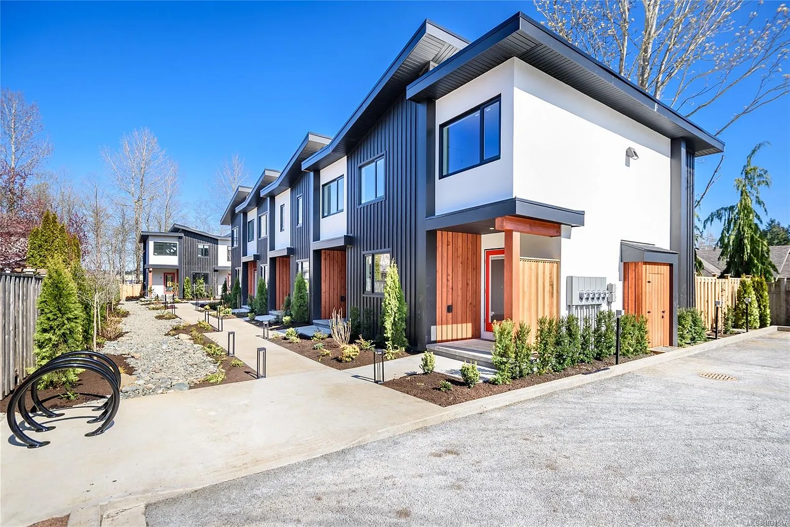 1590 Piercy Ave #6 photo 1