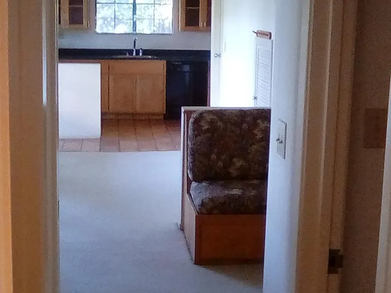 8 Stratford Rd — Photo 18