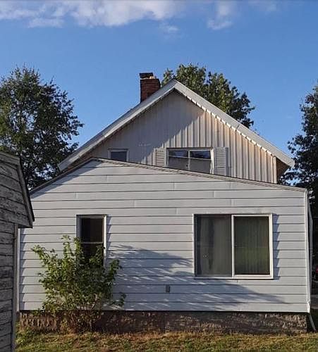 2nd image of 22660 Coulter Ave