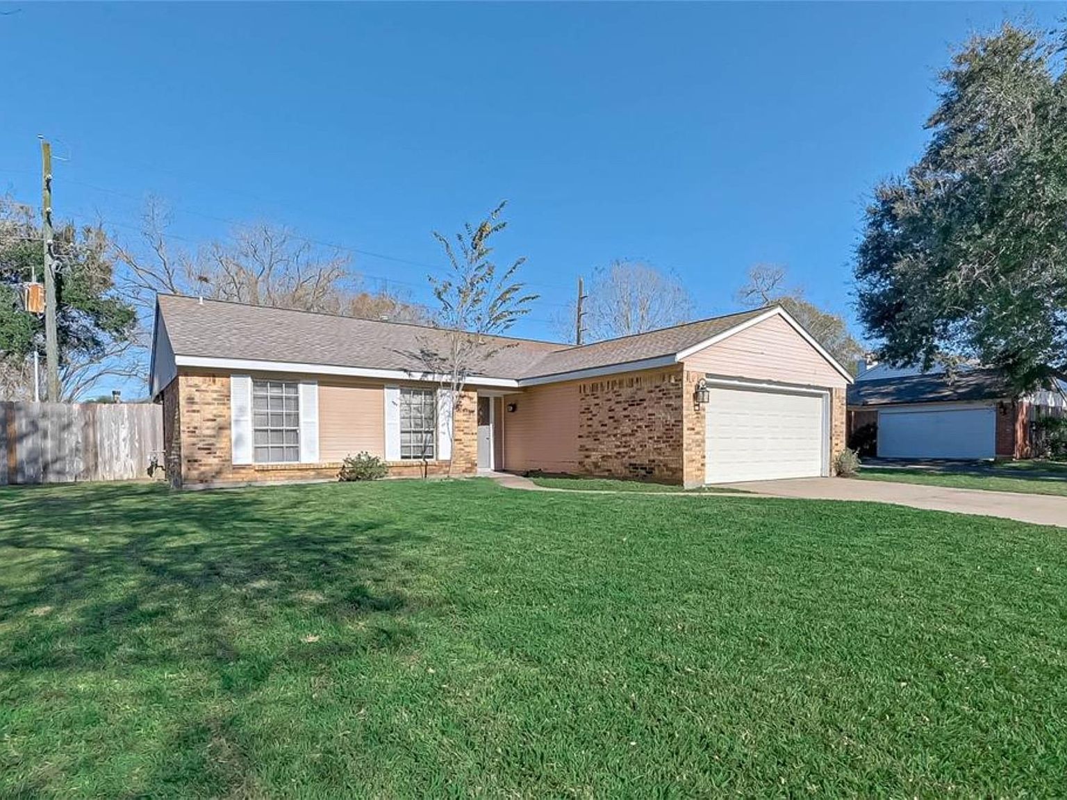 2411 Country Place Dr, Richmond, TX 77406 | MLS #16037461 | Zillow