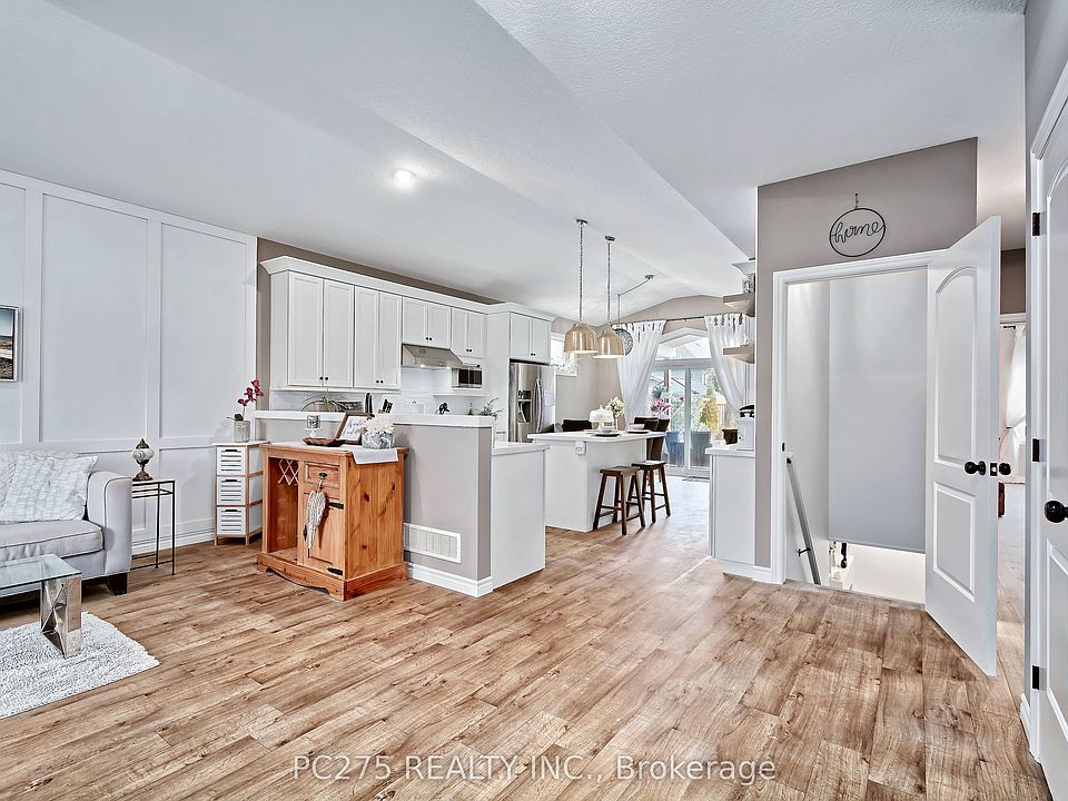 1st image of 409 Beamish St