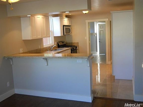 5th image of 4230 13th Ave