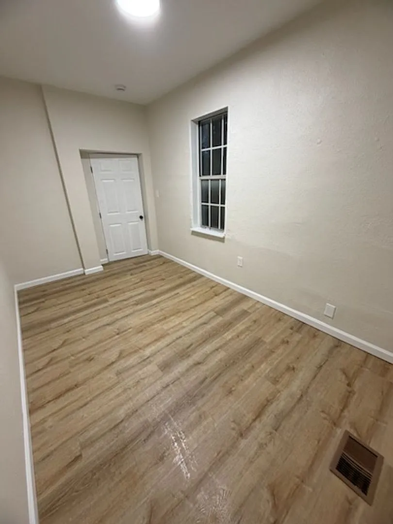 2 bed, 600 sqft, $1,545 — Photo 4