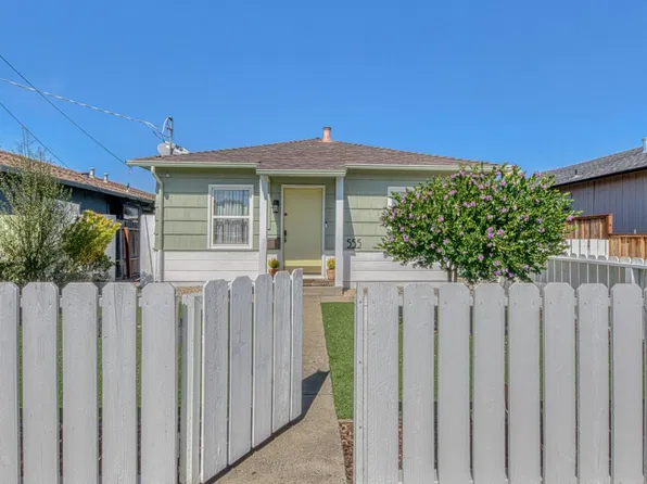 555 Elm Ave, Seaside, CA 93955