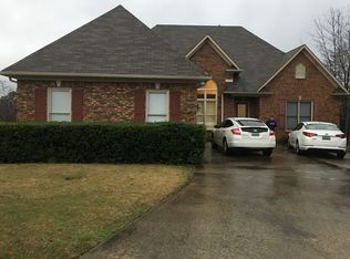 854 Meadow Ridge Ln, Birmingham, AL 35242