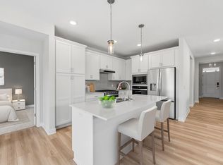 30 Palomino Ct, Hudson, WI 54016