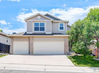 5424 S Versailles St, Aurora, CO 80015