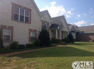 1039 Dorset Dr, Hendersonville, TN 37075
