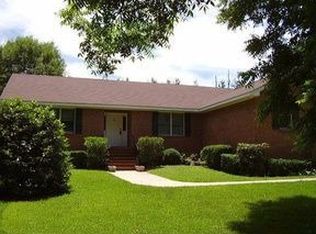 202 Laurel Dr, Barnesville, GA 30204