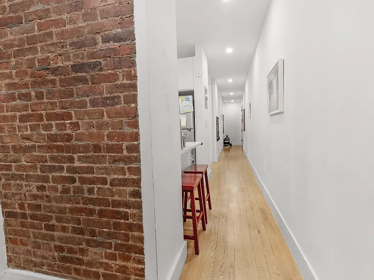 321 W 94th St #2W — Photo 6