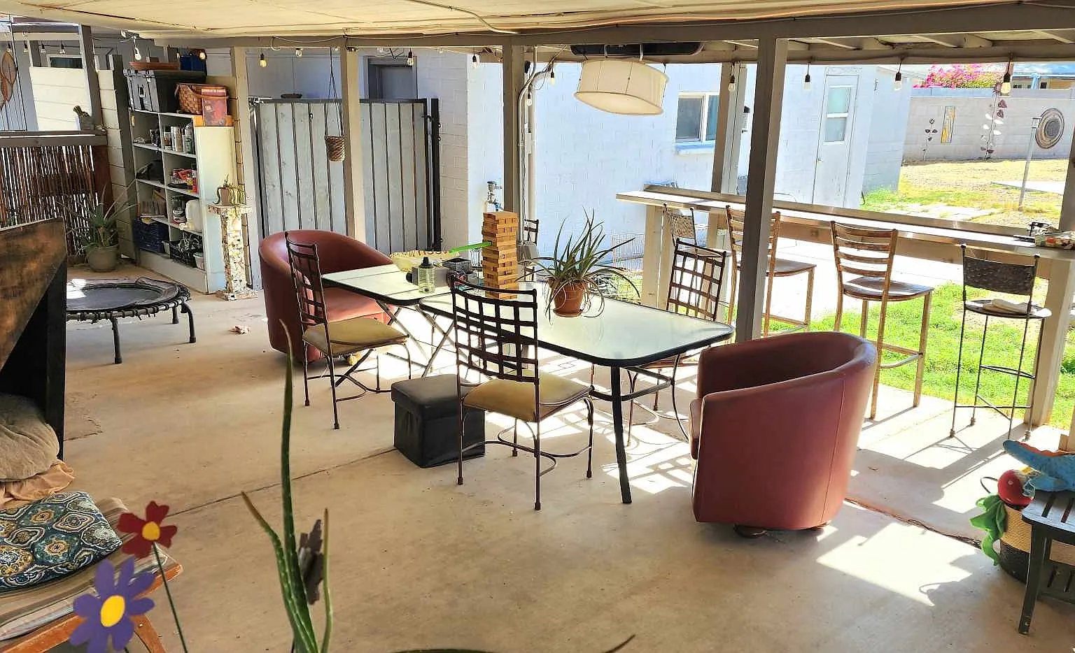 2401 W Angela Dr — Photo 4