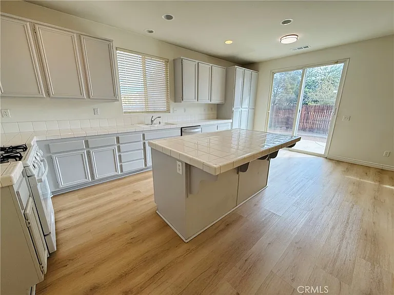 14607 Grouse Rd — Photo 4