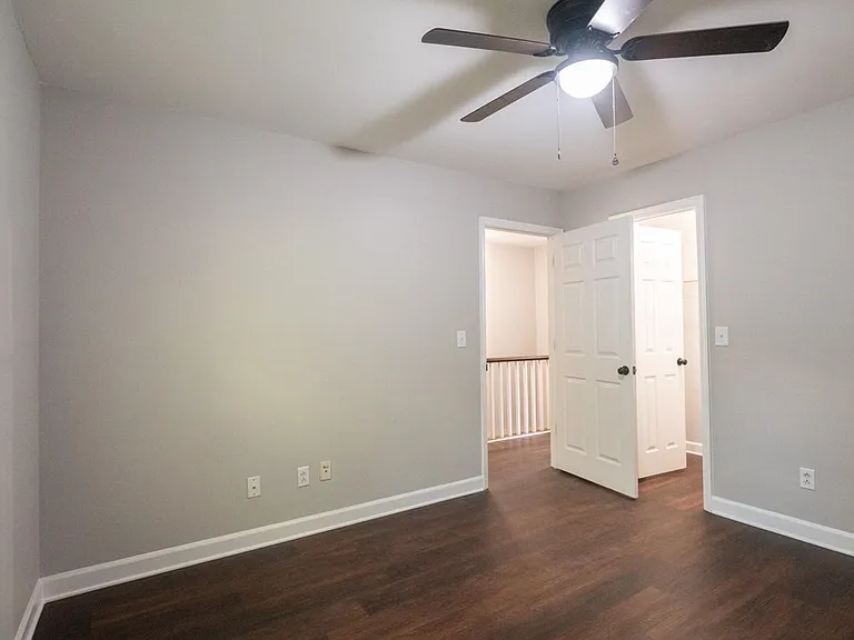 315 McBrien Rd — Photo 7