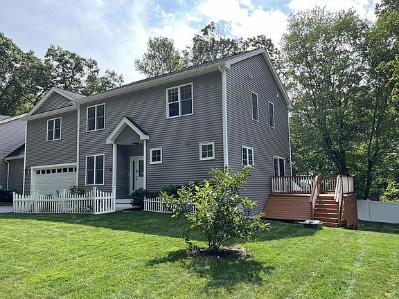 2nd image of 20 Beacon St #20