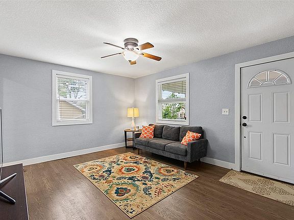 3rd image of 3450 W Gill Pl