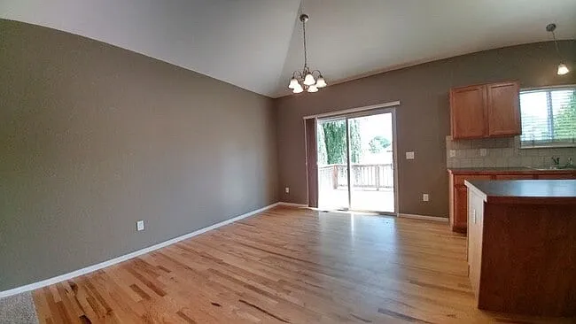16212 Ginger Ave — Photo 6