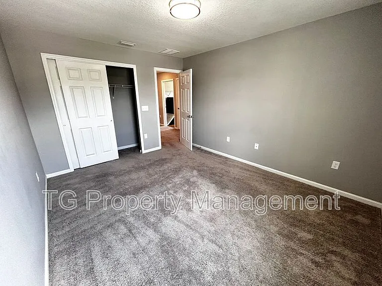 11646 Pacific Dogwood Ct — Photo 14