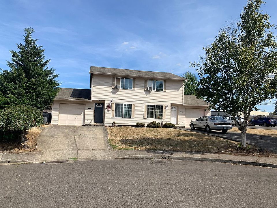 2nd image of 2712 NE 27th Ct