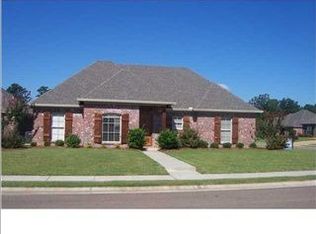 1004 Bowsprit Ln, Brandon, MS 39047