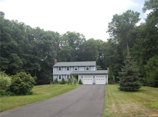 28 Butternut Ln, Weatogue, CT 06089