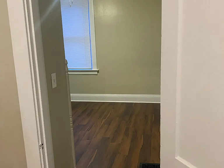 605 Park Ave #1 — Photo 11