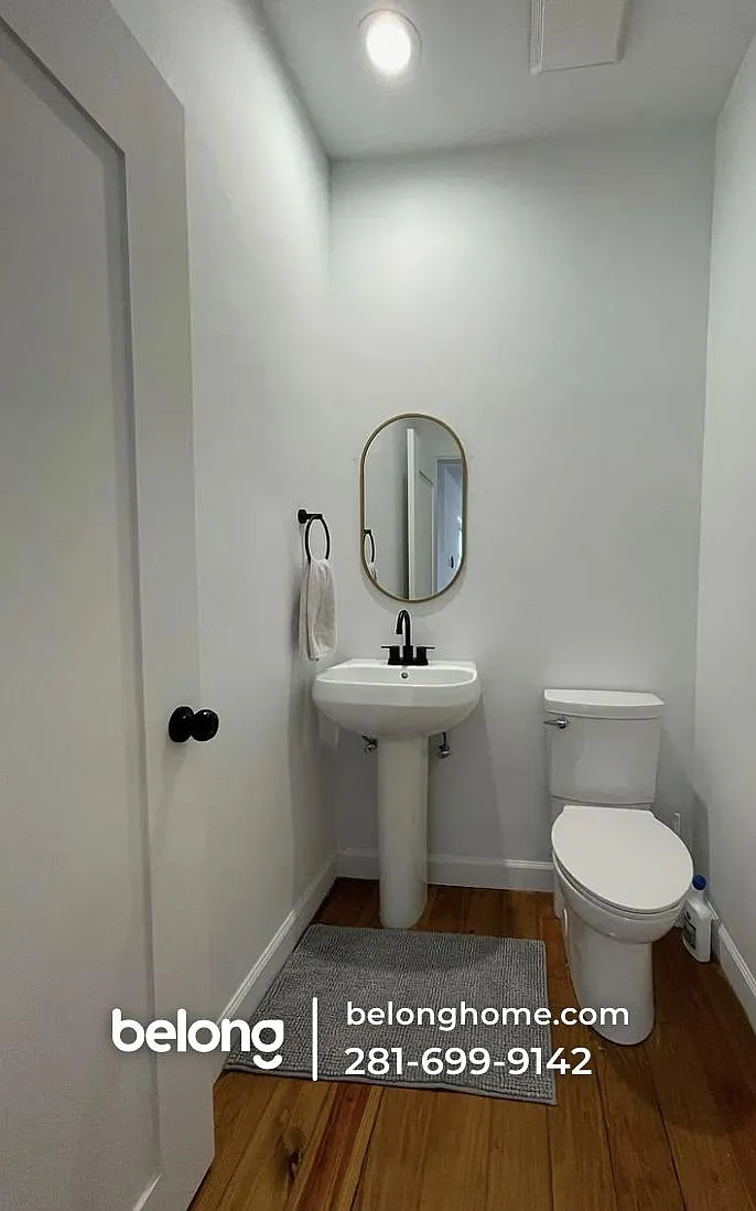 2 bed, 2.5 bath, 1348 sqft, $2,100 — Photo 2