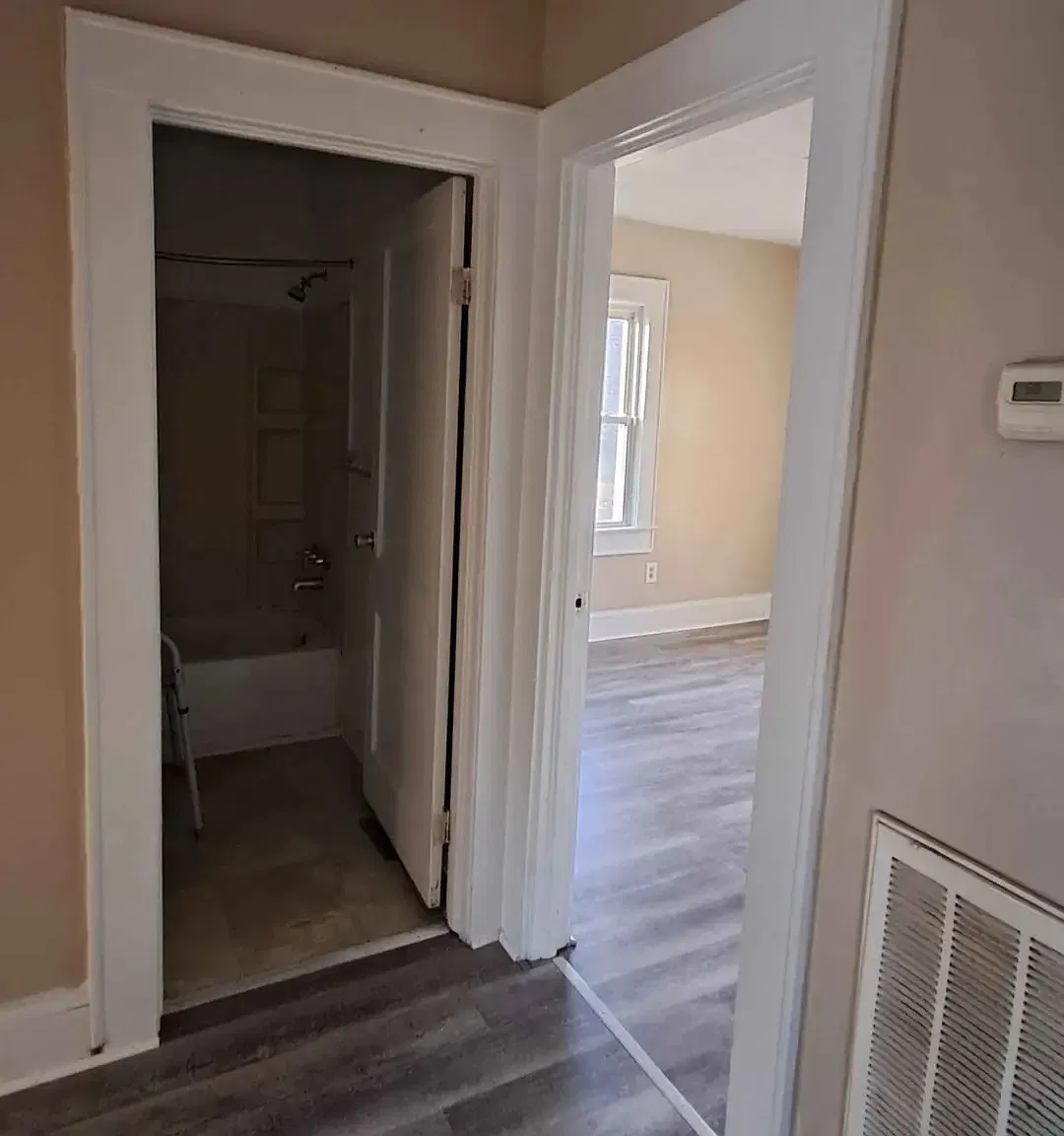 2 bed, 784 sqft, $900 — Photo 4