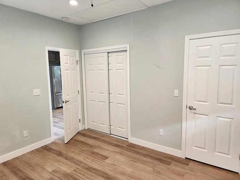 829 Figueroa St — Photo 10