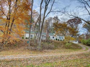 1635 Blue Jay Rd, Heath, OH 43056