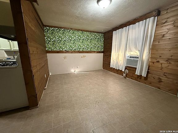 4th image of 1079 Trinity Street