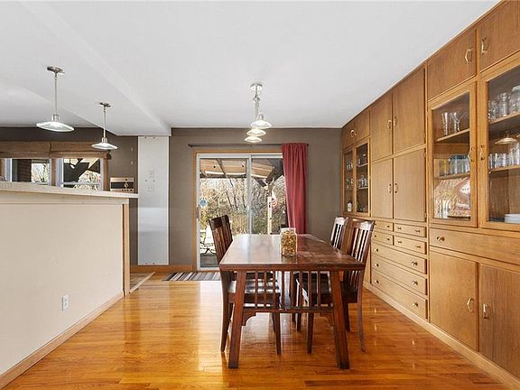 4th image of 2401 N 59th St