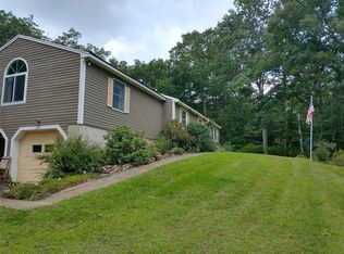 46 Apple Rd, Brimfield, MA 01010