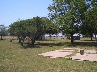 2nd image of 698 County Road 3360