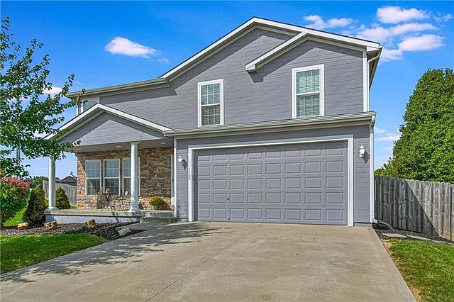 1st image of 1500 NW Persimmon Dr
