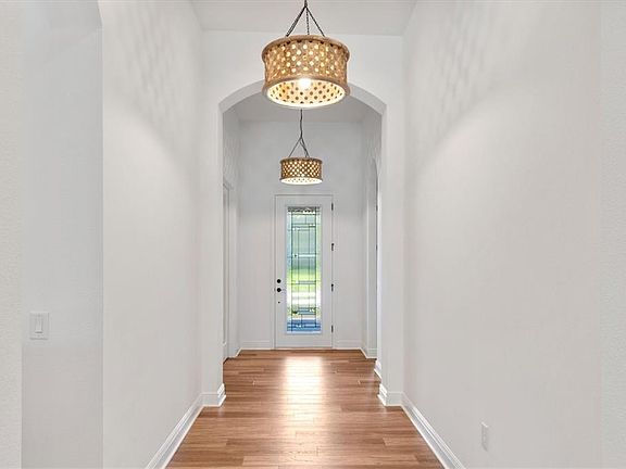 5th image of 3994 Woodland Retreat Blvd