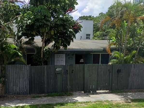 900 Riverside Dr APT A