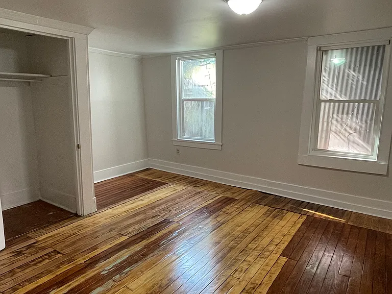 1812 General Pershing St #G — Photo 6