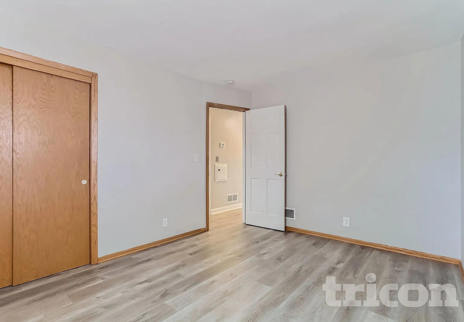 3068 Lydia Court Roseville MN — Photo 3