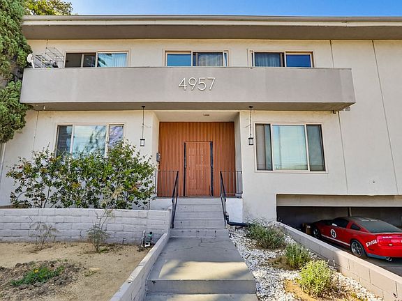 4th image of 4957 Kester Ave #8R