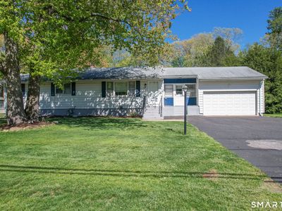 39 Grove Road, North Haven, CT, 06473