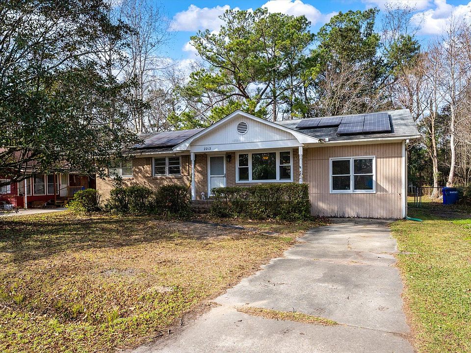 1st image of 2213 Pinehurst Ave